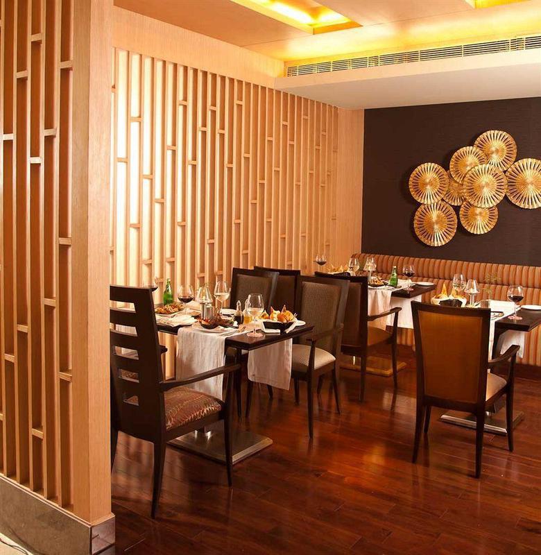 Radisson Blu Suites Gurgaon Buitenkant foto