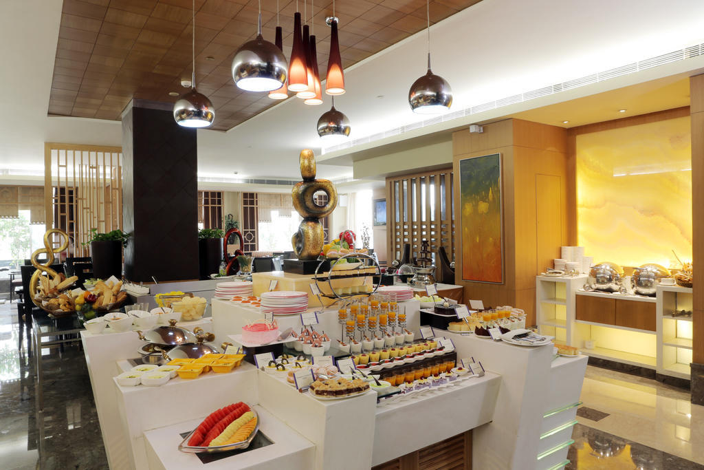 Radisson Blu Suites Gurgaon Buitenkant foto