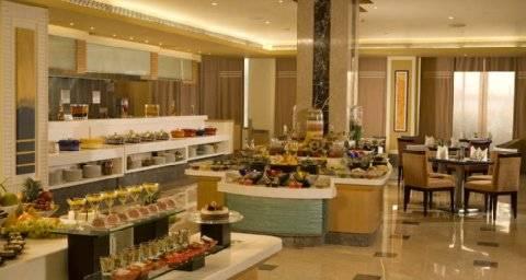 Radisson Blu Suites Gurgaon Restaurant foto